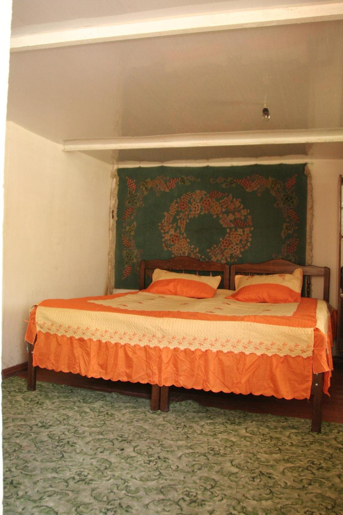 Guest House Nazy Kazbegi Exterior foto